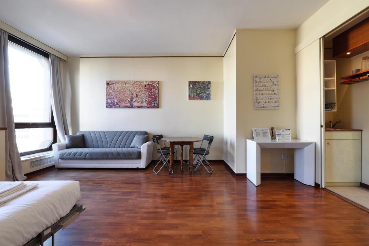 Duomo Luxury Apartment VII มิลาน ภายนอก รูปภาพ